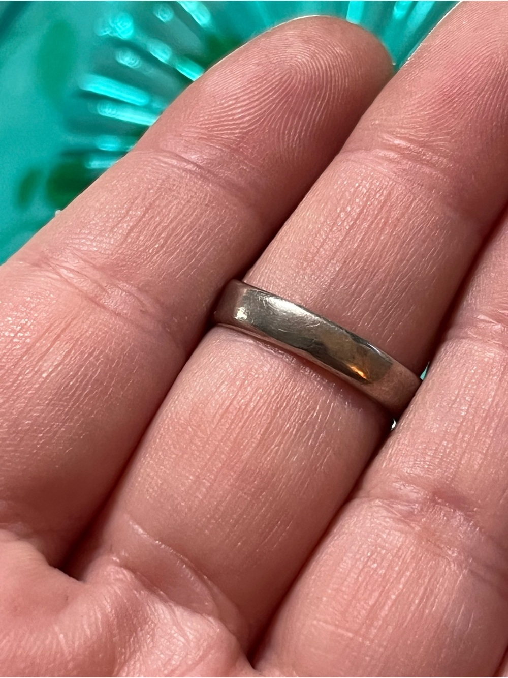 Vintage Navajo Sterling Silver 925 Crushed Turquoise Coral Inlaid Size 7 Ring - Picture 4 of 5